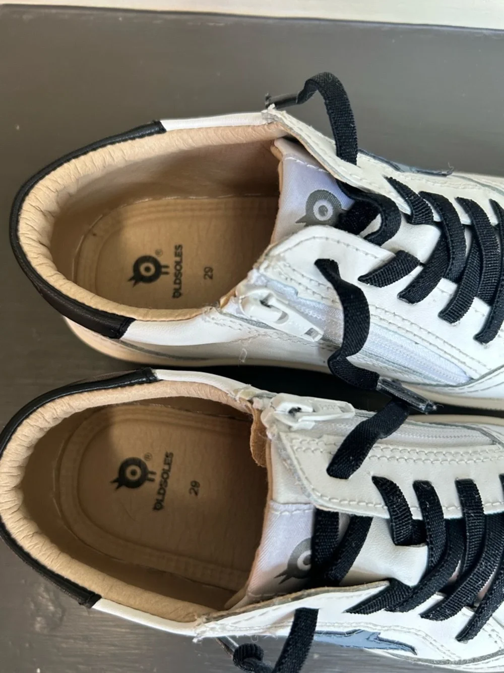 Old Soles Toddler Boy White Star Zipper Leather Sneaker, Size 29, 11.5-12 US